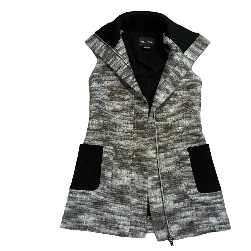 Misha Nonoo XS long vest sleeveless jacket black pockets and collar green gray